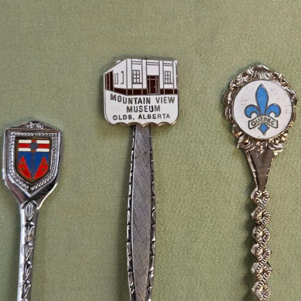 4"- 4.5" Lot of 3 Vintage Yukon, Alberta, Quebec Souvenir Travel Spoons Canada